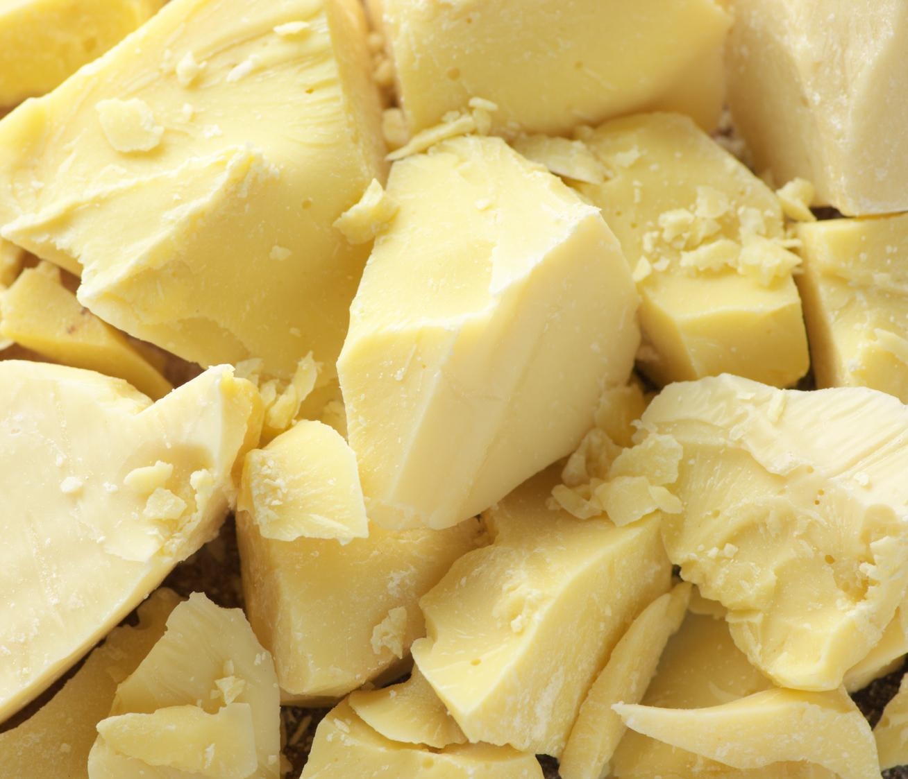 Does Shea Butter Help Stretch Marks and Scars? Here’s What Science Says.